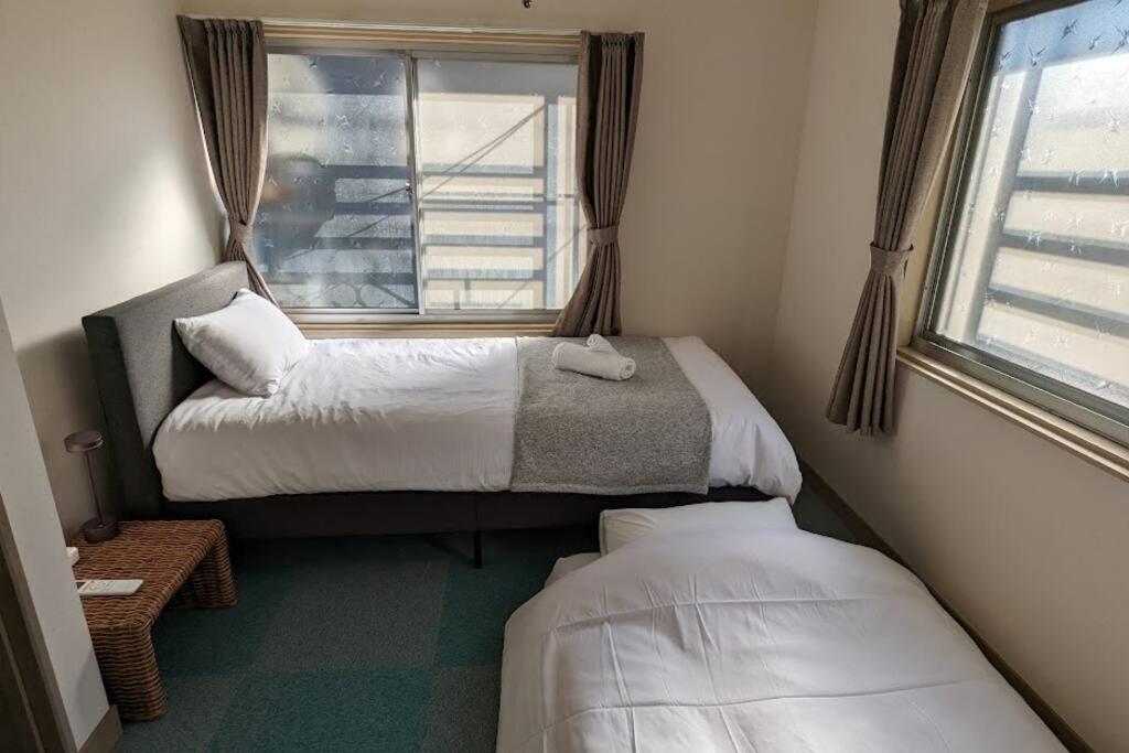 Roomy 4Br Home Sleeps 9／Shinosaka／Large Groups Osaka Exterior foto