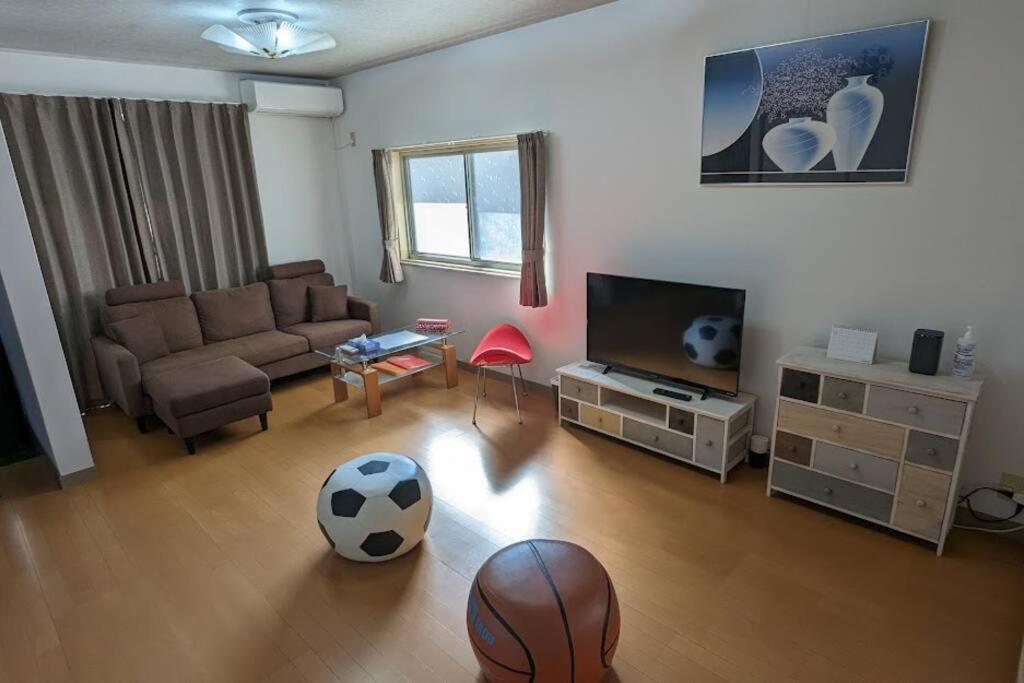 Roomy 4Br Home Sleeps 9／Shinosaka／Large Groups Osaka Exterior foto